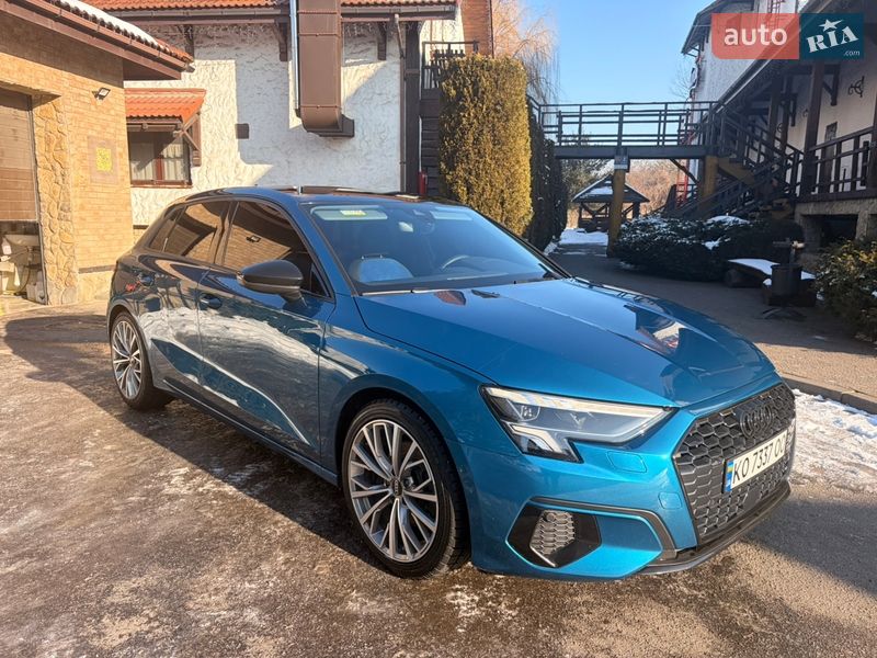 Хэтчбек Audi A3 2021 в Ивано-Франковске