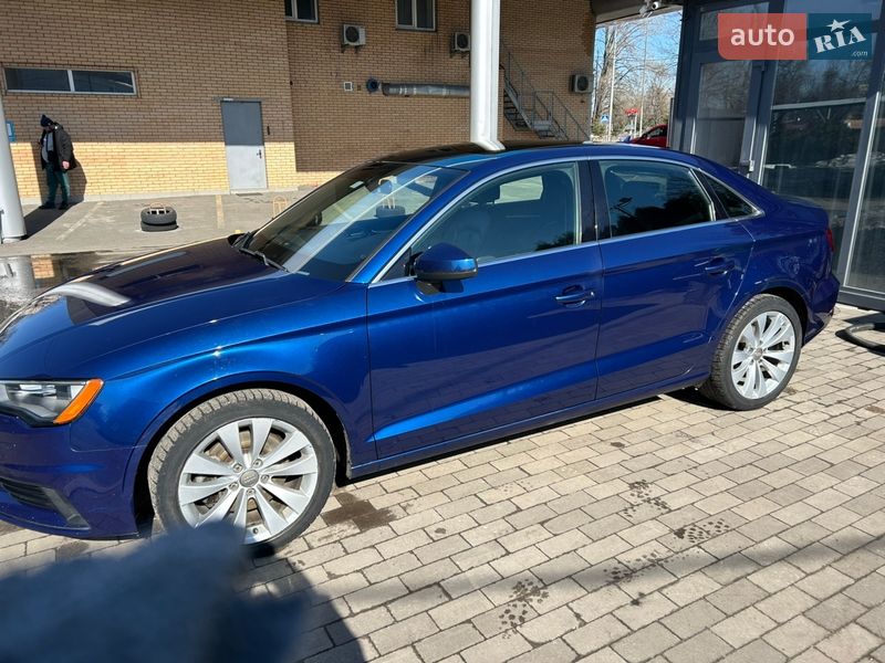 Седан Audi A3 2014 в Киеве