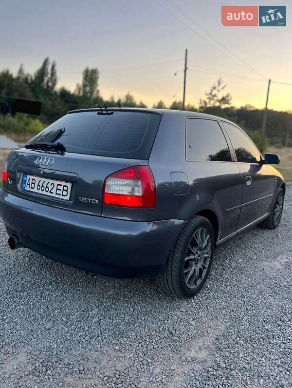 Хэтчбек Audi A3 2000 в Виннице