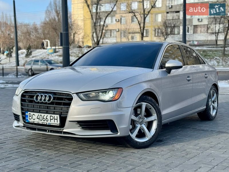 Седан Audi A3 2014 в Днепре