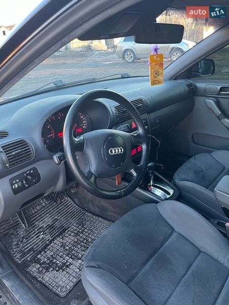 Хетчбек Audi A3 1999 в Погребище