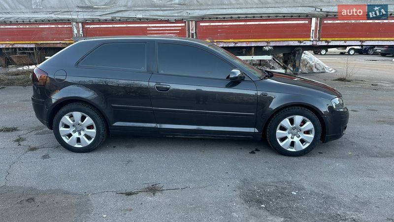 Хэтчбек Audi A3 2004 в Красилове