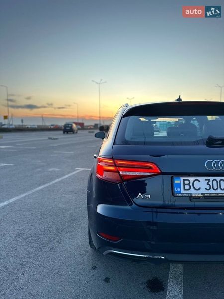 Хетчбек Audi A3 2017 в Львові