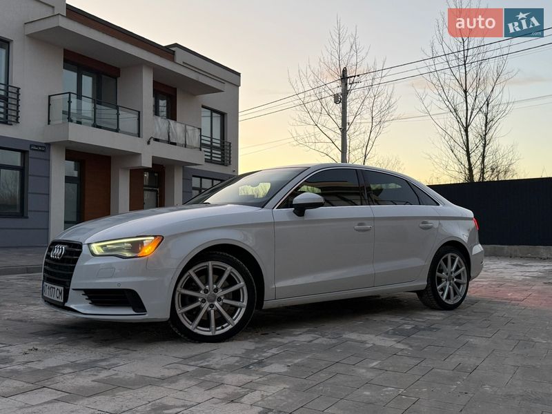 Седан Audi A3 2014 в Ивано-Франковске