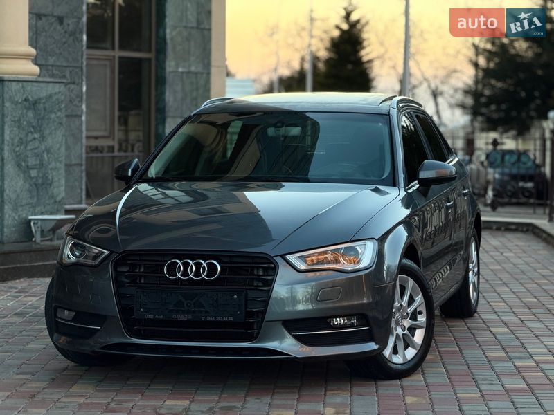 Хетчбек Audi A3 2016 в Одесі