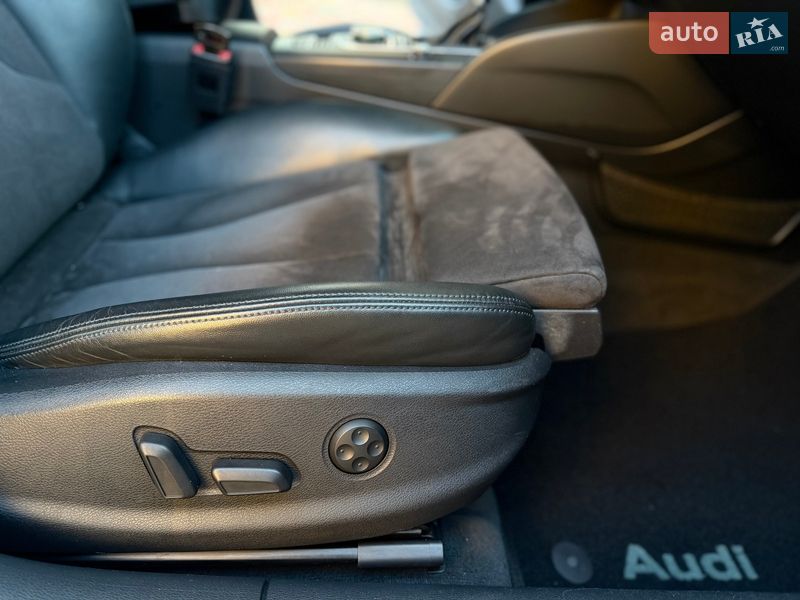 Хетчбек Audi A3 2016 в Одесі