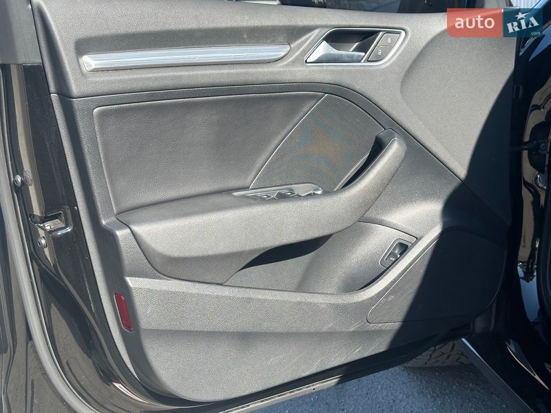 Седан Audi A3 2015 в Киеве