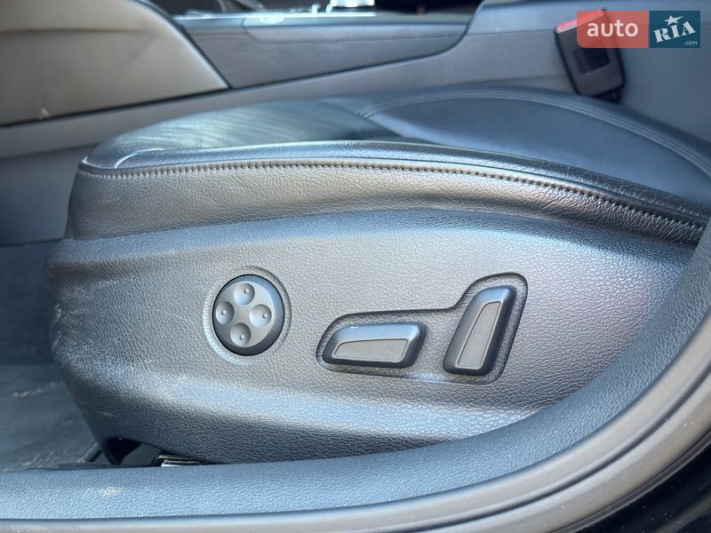 Седан Audi A3 2015 в Киеве