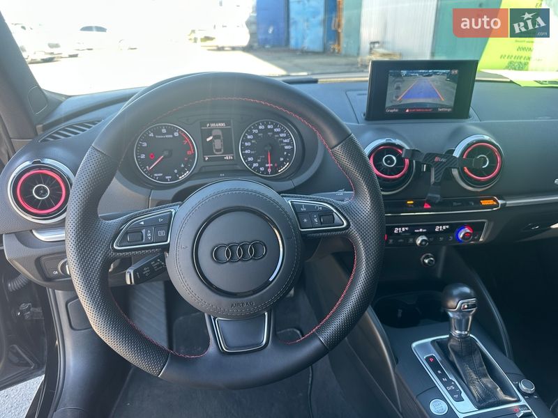 Седан Audi A3 2015 в Киеве