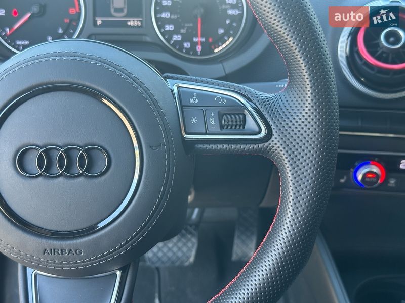 Седан Audi A3 2015 в Киеве