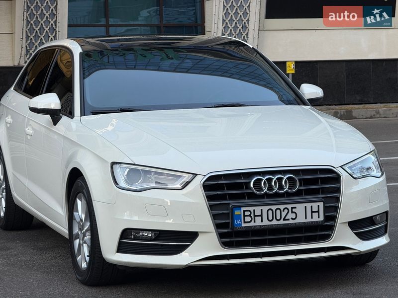 Хэтчбек Audi A3 2014 в Одессе