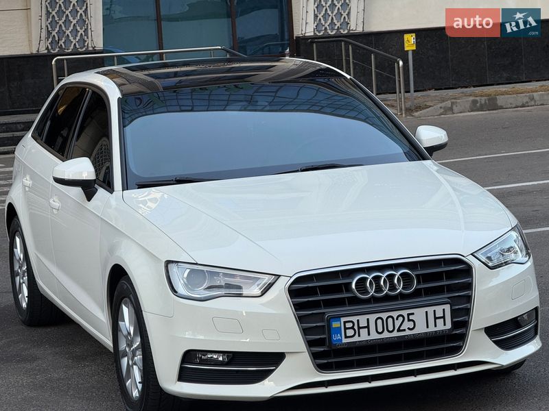 Хэтчбек Audi A3 2014 в Одессе
