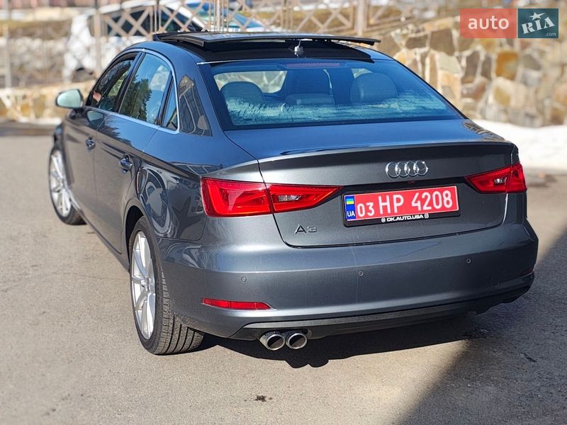 Седан Audi A3 2015 в Ровно
