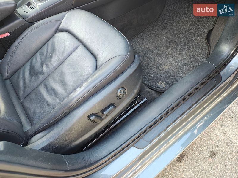 Седан Audi A3 2015 в Ровно