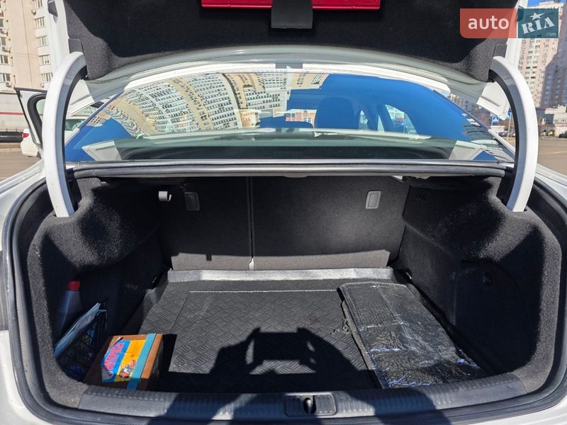 Седан Audi A3 2015 в Киеве