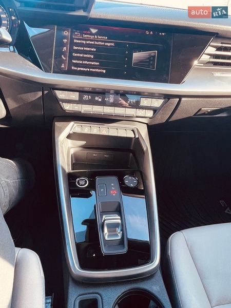 Седан Audi A3 2022 в Киеве