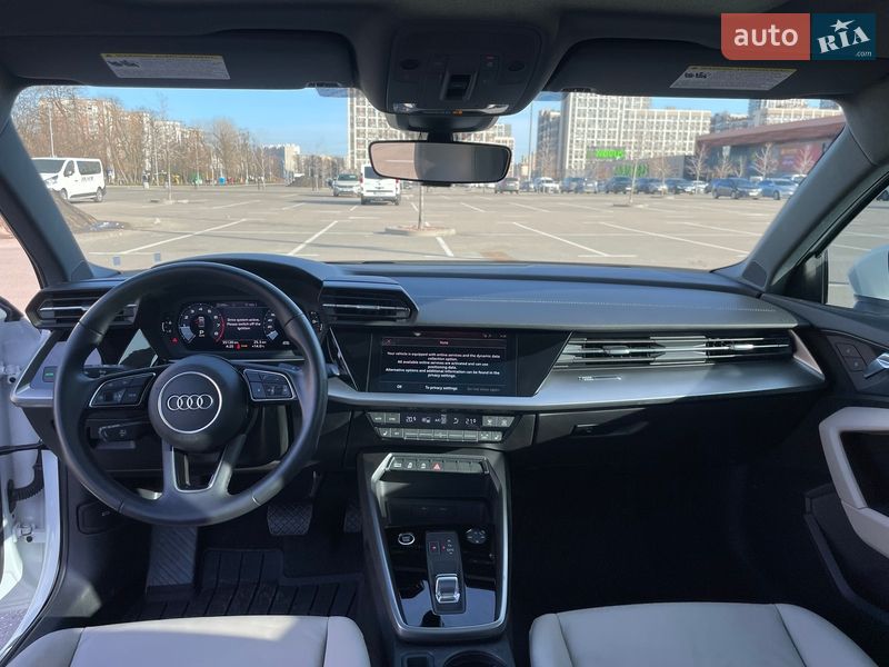 Седан Audi A3 2022 в Киеве