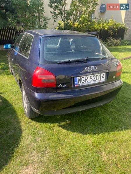 Хетчбек Audi A3 1998 в Маневичах