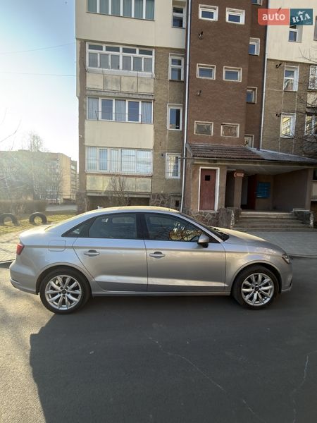 Седан Audi A3 2017 в Коломые