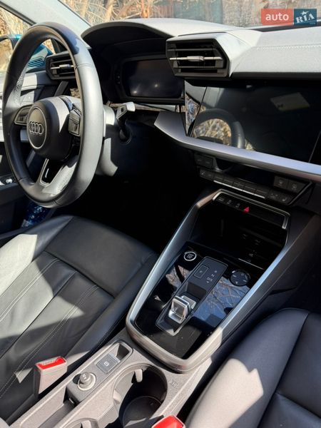 Седан Audi A3 2022 в Киеве