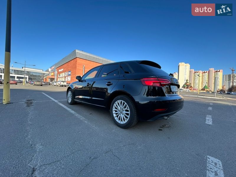 Хэтчбек Audi A3 2018 в Броварах