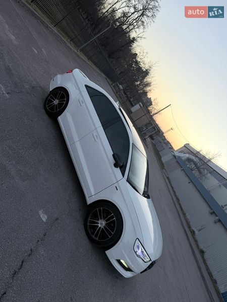 Седан Audi A3 2015 в Днепре