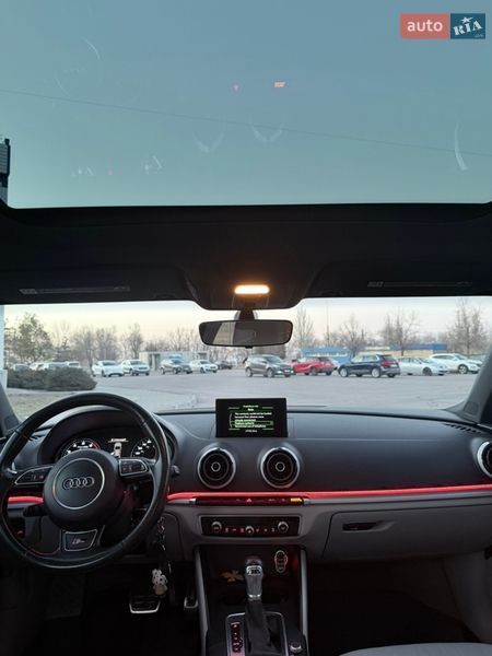 Седан Audi A3 2015 в Днепре