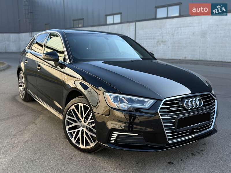 Хетчбек Audi A3 2018 в Києві