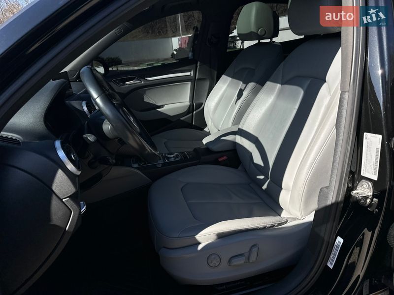 Седан Audi A3 2017 в Полтаве