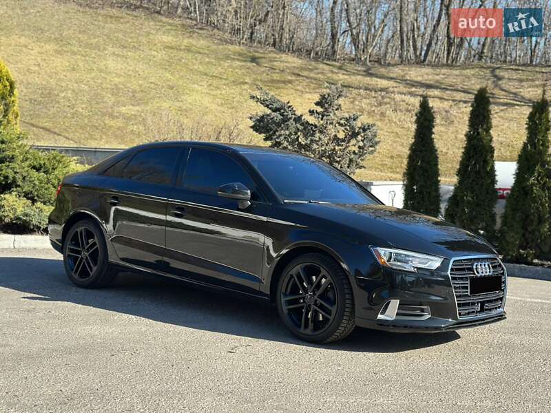 Седан Audi A3 2017 в Полтаве