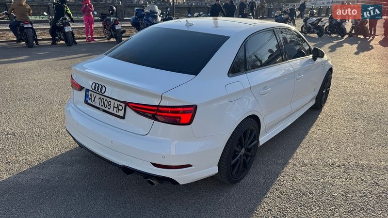 Седан Audi A3 2018 в Харькове