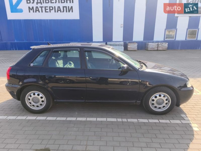 Хэтчбек Audi A3 2001 в Славуте