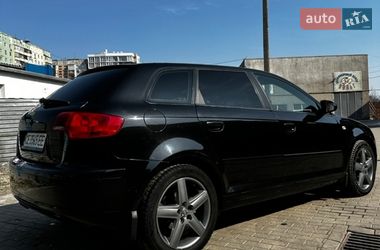 Хэтчбек Audi A3 2006 в Черновцах