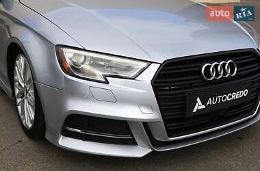 Седан Audi A3 2017 в Киеве