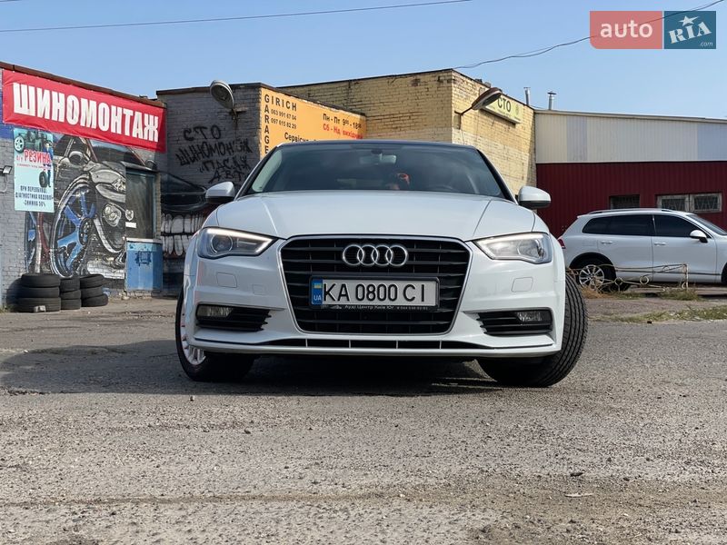 Седан Audi A3 2016 в Киеве