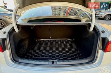 Седан Audi A3 2016 в Киеве