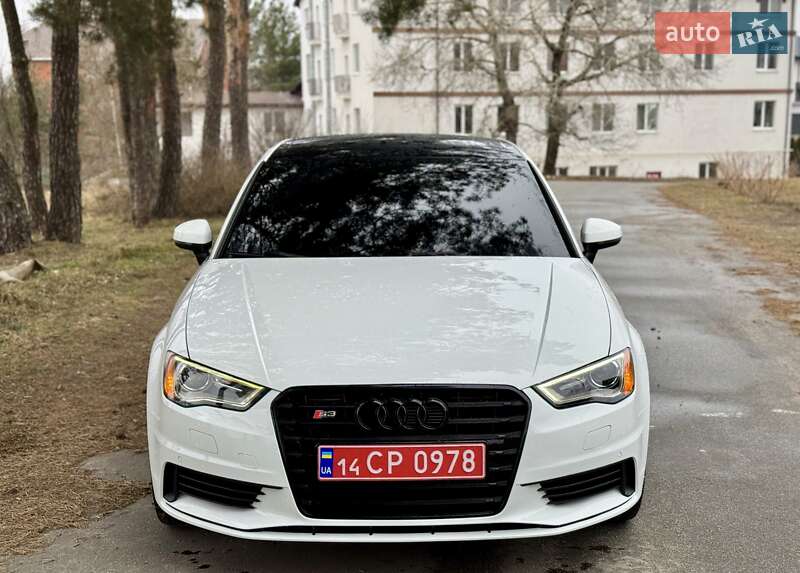 Седан Audi A3 2016 в Киеве