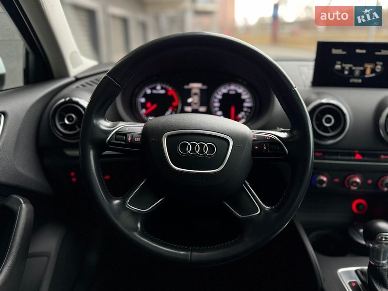 Седан Audi A3 2015 в Києві фото 18 Седан Audi A3 2015 в Києві