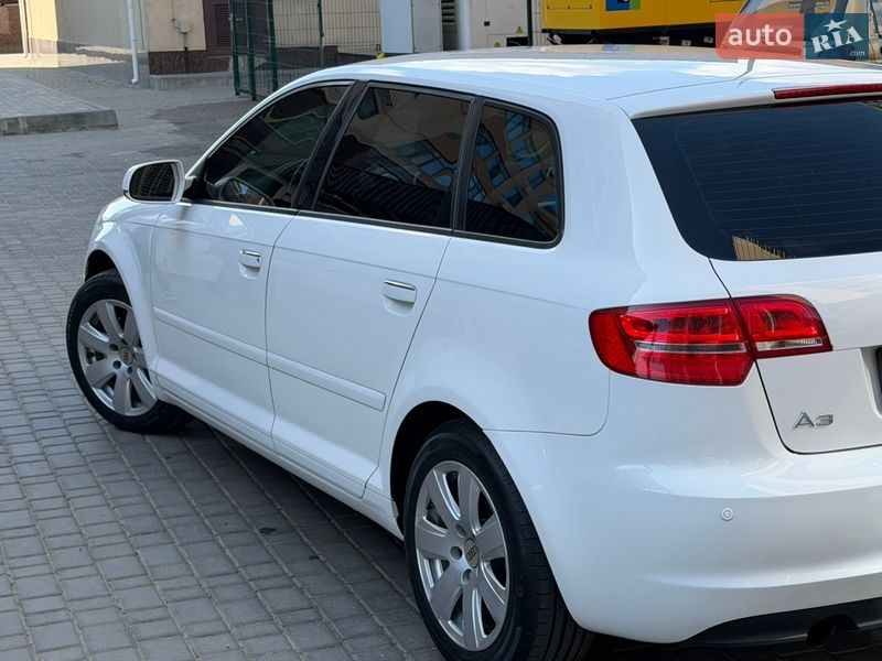 Хэтчбек Audi A3 2013 в Одессе