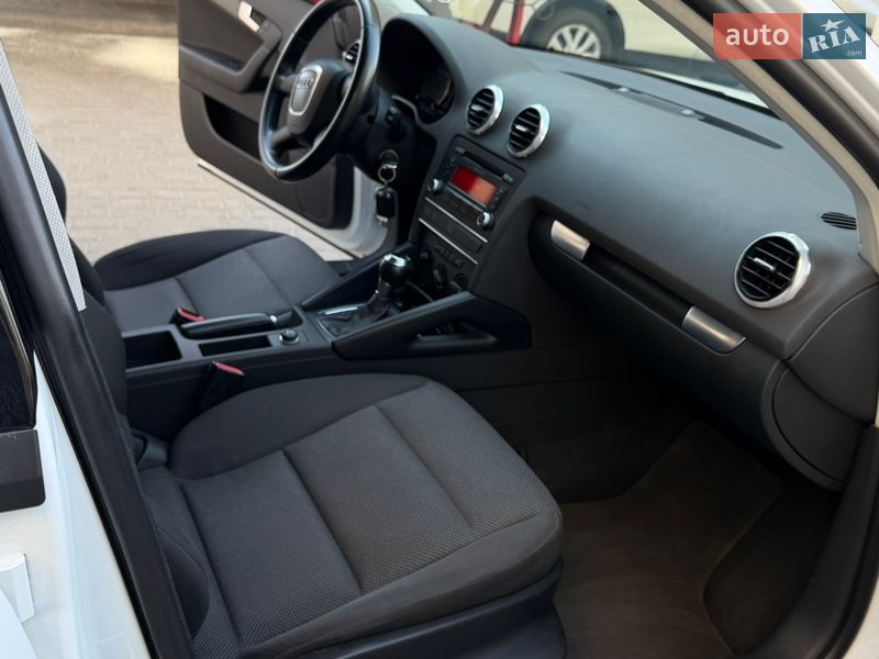 Хэтчбек Audi A3 2013 в Одессе