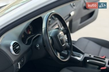 Хэтчбек Audi A3 2013 в Одессе