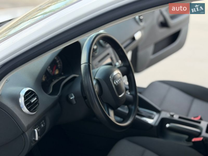Хэтчбек Audi A3 2013 в Одессе