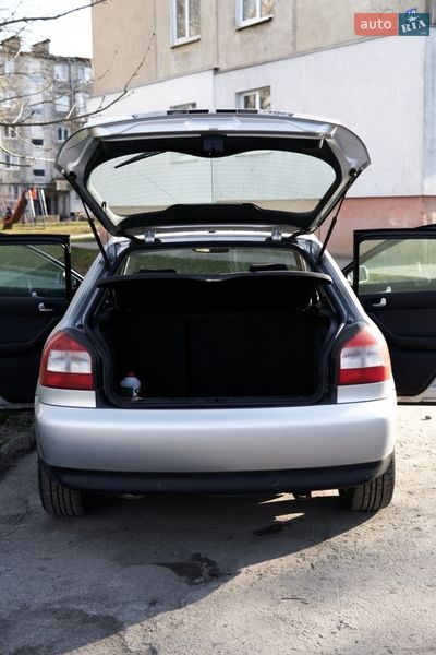 Хэтчбек Audi A3 2002 в Калуше