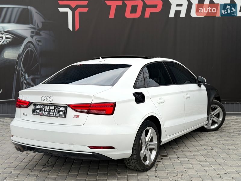 Седан Audi A3 2018 в Львове