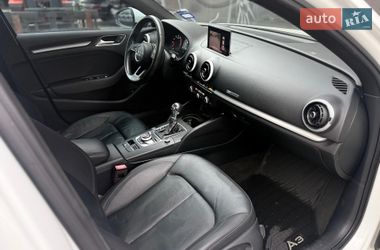 Седан Audi A3 2018 в Львове