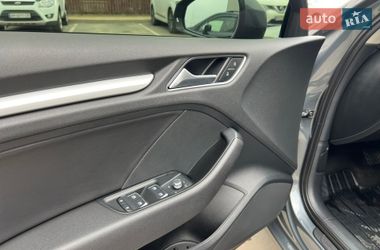 Седан Audi A3 2016 в Киеве