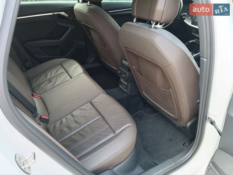 Седан Audi A3 2021 в Гатном