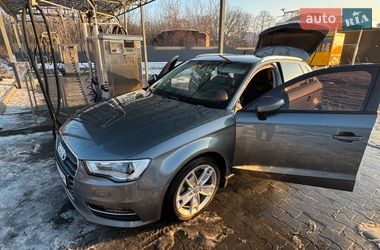 Хетчбек Audi A3 2016 в Полтаві