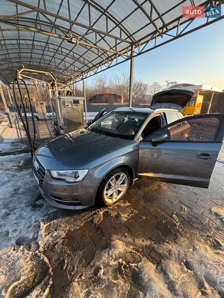 Хетчбек Audi A3 2016 в Полтаві фото Хетчбек Audi A3 2016 в Полтаві