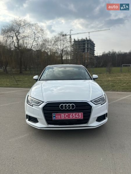 Седан Audi A3 2018 в Ивано-Франковске Седан Audi A3 2018 в Ивано-Франковске